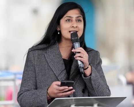 The Coventry South MP Seeks Advice From Libel Legal Experts Following Clash With Jeremy Corbyn Regarding Organization Finances